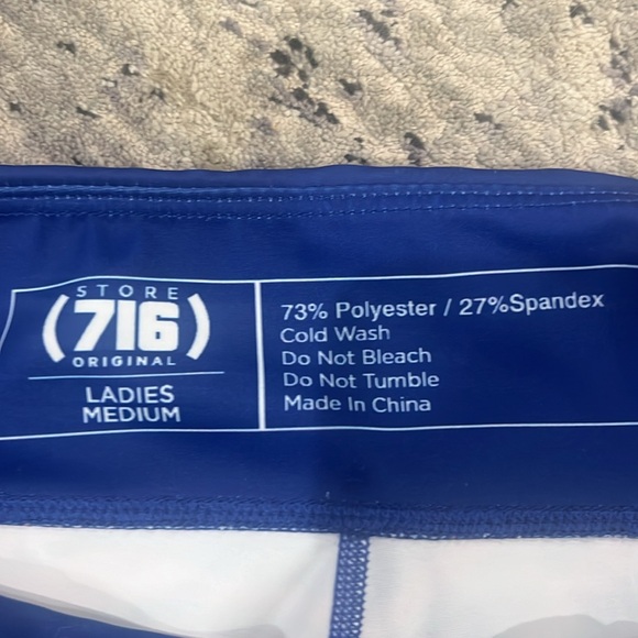 Buffalo Bills Zubas leggings size medium. - Picture 3 of 4